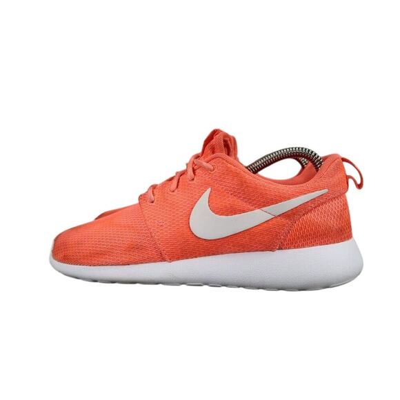 Nike Shoes Womens 7.5 Sneaker Roshe Run Lifestyle Athletic Trainer Total Crimson - Picture 4 of 13